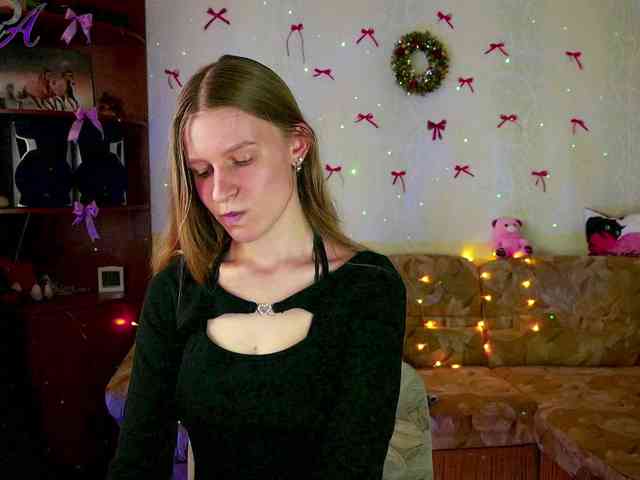 LunaEvan Live Webcam on BongaCams