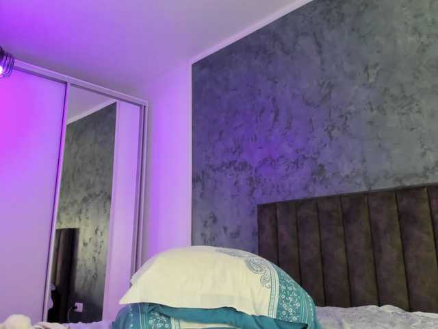 JasmineDreams live cam preview