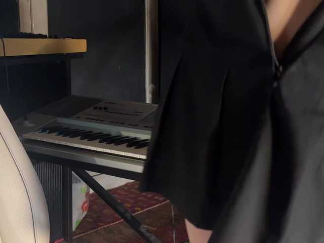 zus-pic live on BongaCams
