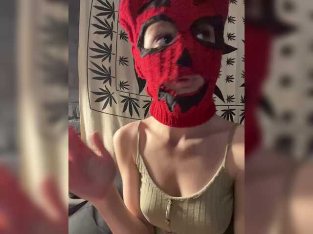 zus-pic live cam on BongaCams