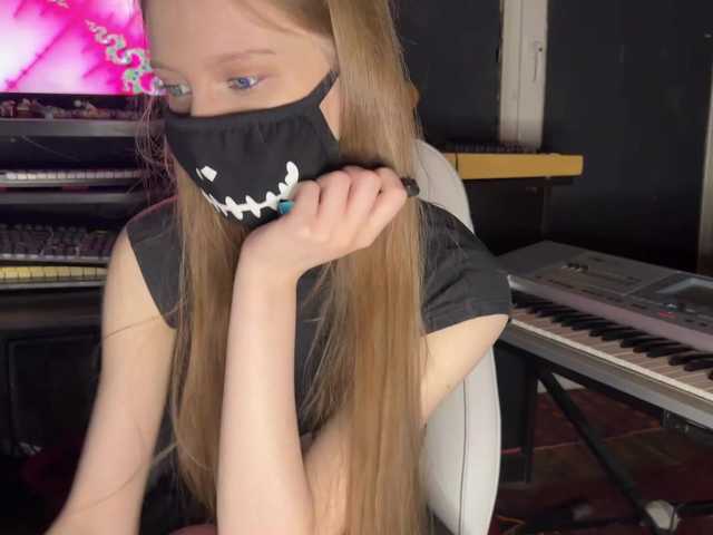 zus-pic live cam on BongaCams