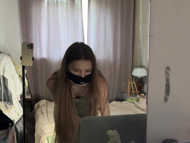 zus-pic live webcam show