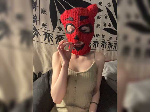 zus-pic live cam on BongaCams