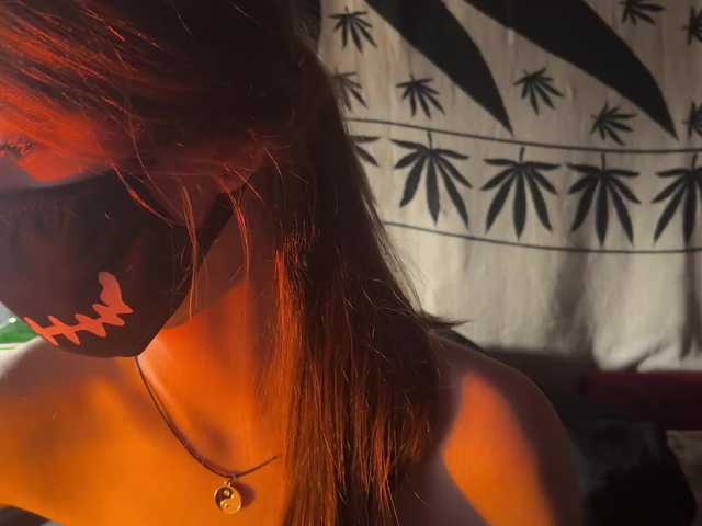 zus-pic live cam on BongaCams