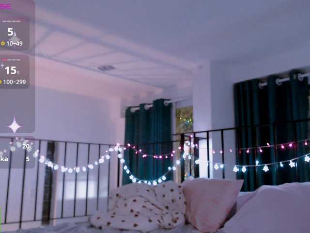 mymoonstar live cam on BongaCams