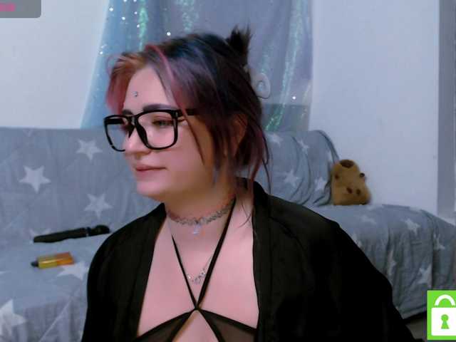 mymoonstar live cam on BongaCams