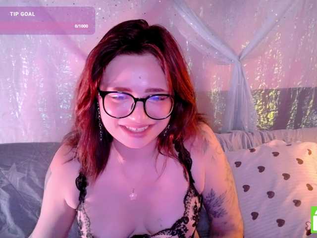 mymoonstar live cam on BongaCams