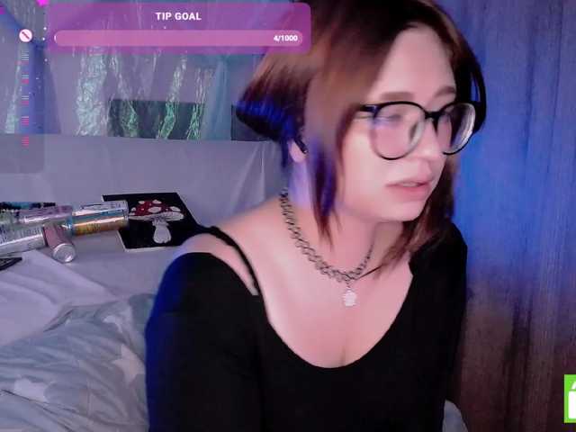 mymoonstar live cam on BongaCams