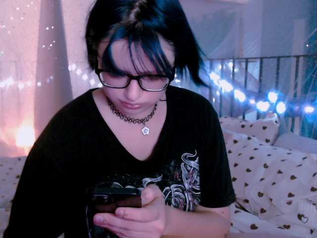 mymoonstar live cam on BongaCams