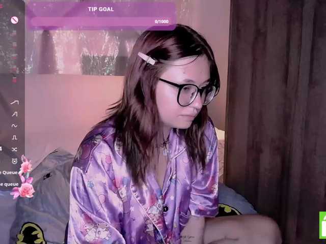 mymoonstar live cam on BongaCams