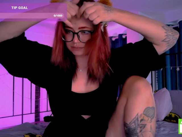 mymoonstar live cam on BongaCams