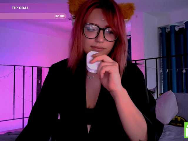 mymoonstar live cam on BongaCams