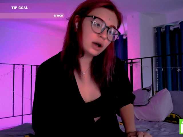 mymoonstar live cam on BongaCams