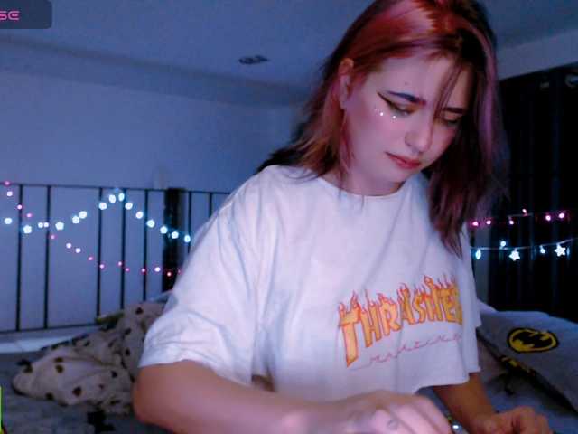 mymoonstar live cam on BongaCams