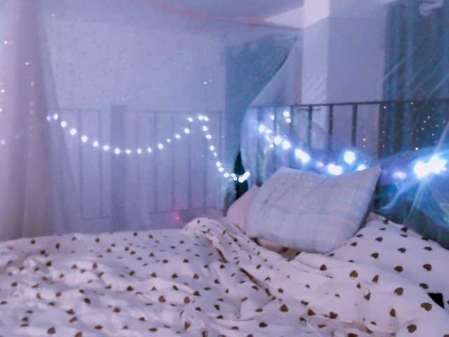 mymoonstar live cam on BongaCams