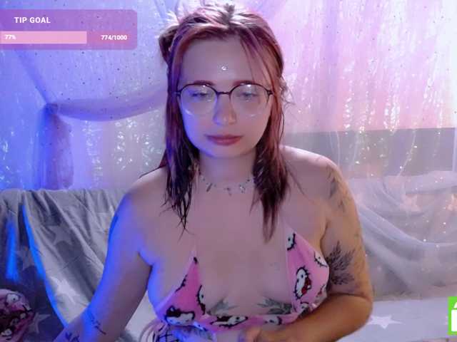 mymoonstar live cam on BongaCams