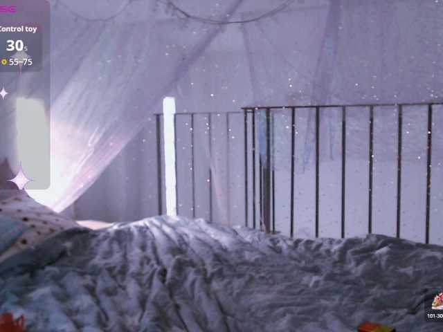 mymoonstar live cam on BongaCams
