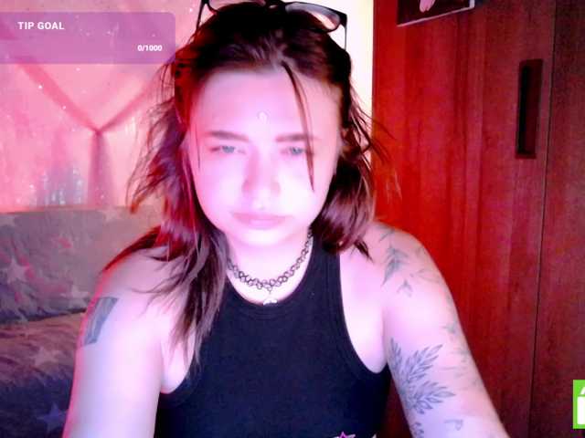 mymoonstar live cam on BongaCams