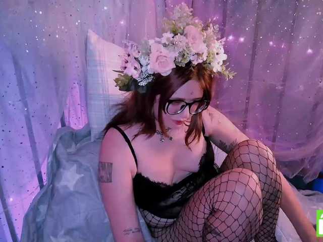 mymoonstar live cam on BongaCams