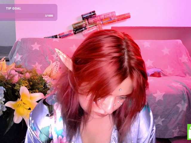 mymoonstar live cam on BongaCams