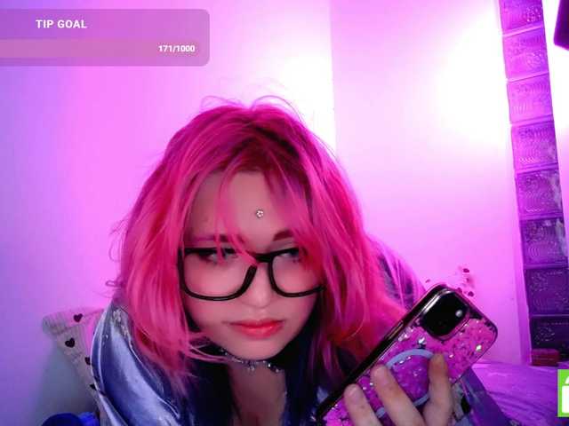 mymoonstar live cam on BongaCams