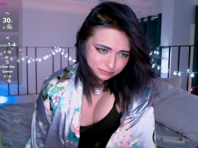 mymoonstar live cam on BongaCams
