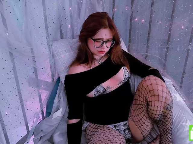 mymoonstar live cam on BongaCams
