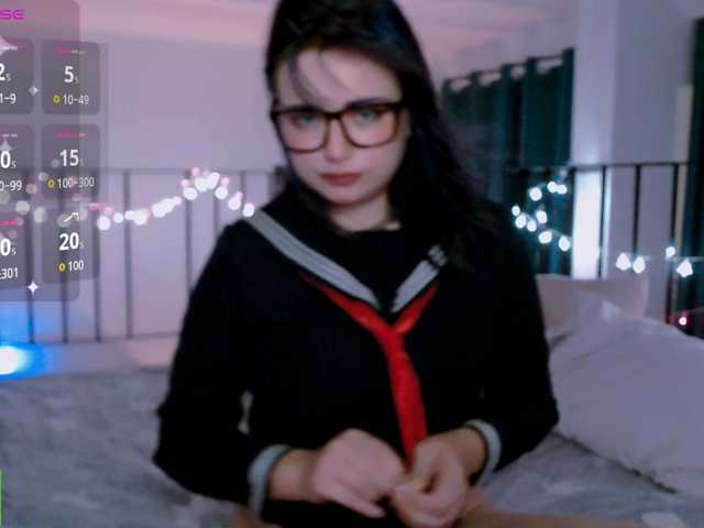 mymoonstar live cam on BongaCams