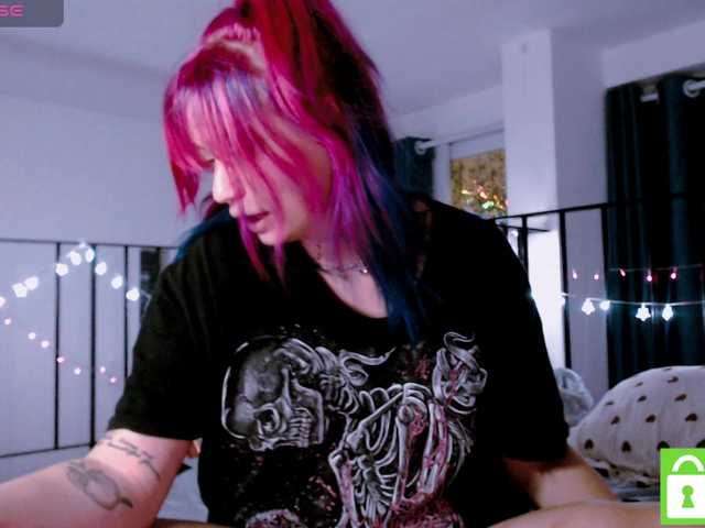 mymoonstar live cam on BongaCams