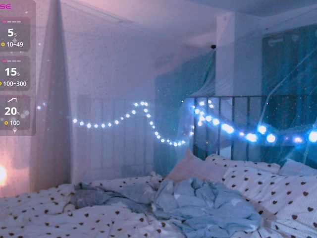 mymoonstar live cam on BongaCams