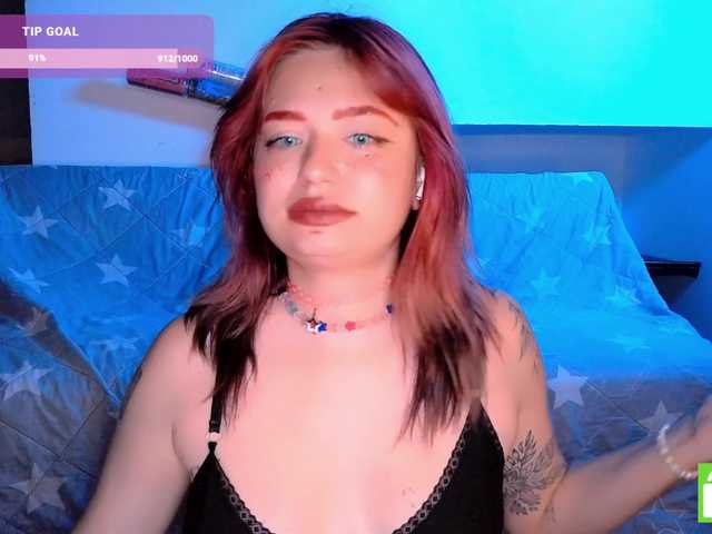 mymoonstar live cam on BongaCams