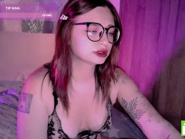 mymoonstar live cam on BongaCams