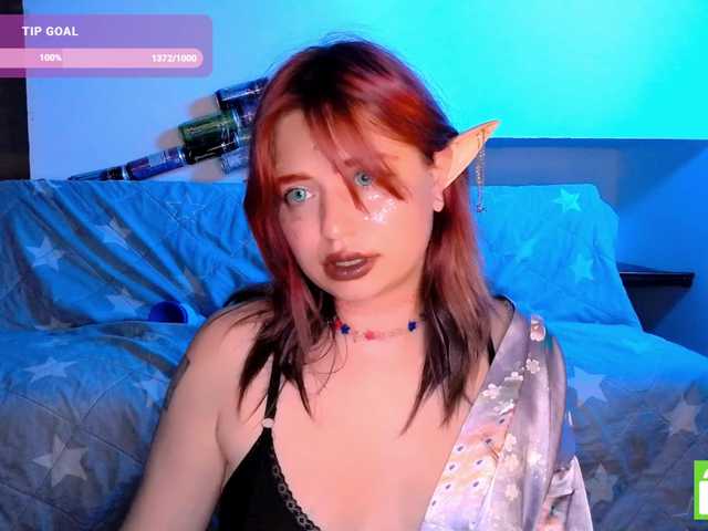 mymoonstar live cam on BongaCams