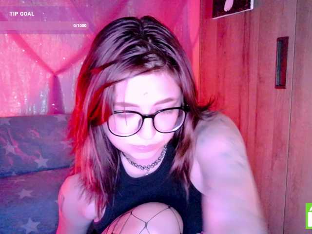 mymoonstar live cam on BongaCams