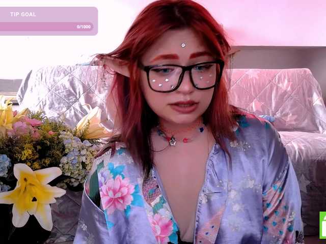 mymoonstar live cam on BongaCams