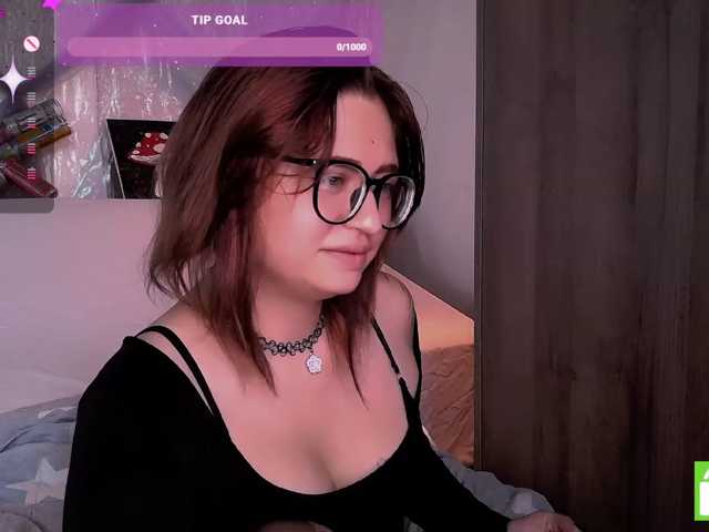 mymoonstar live cam on BongaCams