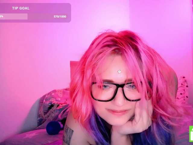 mymoonstar live cam on BongaCams