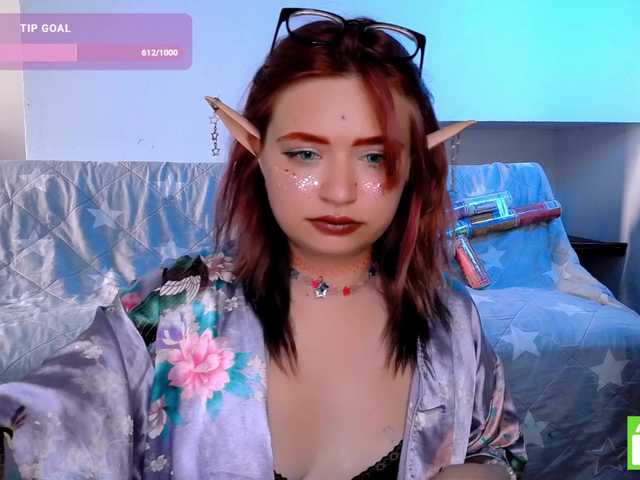 mymoonstar live cam on BongaCams
