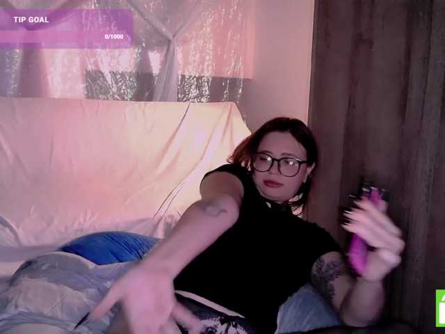 mymoonstar live cam on BongaCams
