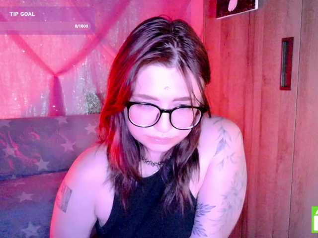 mymoonstar live cam on BongaCams