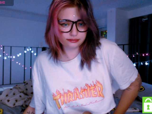 mymoonstar live cam on BongaCams