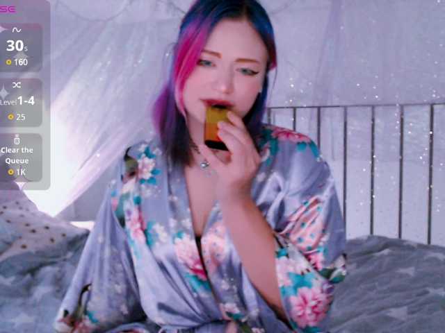 mymoonstar live cam on BongaCams