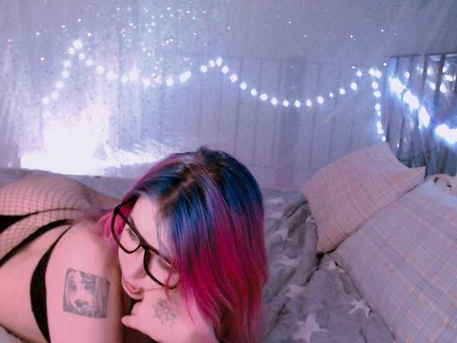 mymoonstar live cam on BongaCams