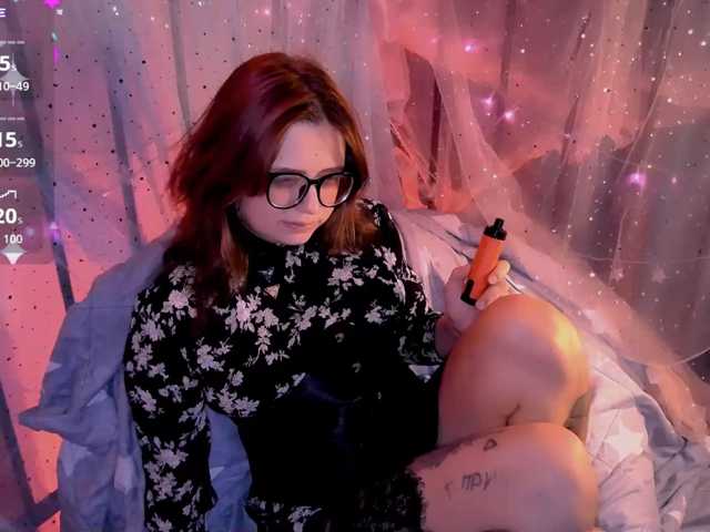 mymoonstar live cam on BongaCams