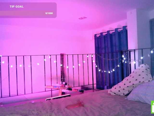 mymoonstar live cam on BongaCams