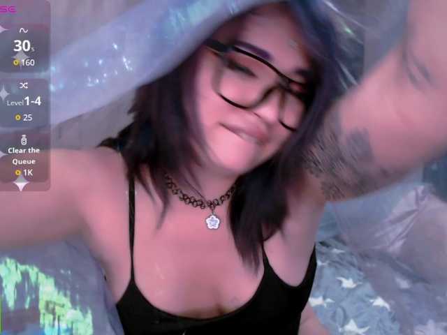 mymoonstar live cam on BongaCams