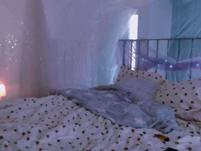 mymoonstar live cam on BongaCams