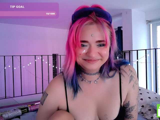 mymoonstar live cam on BongaCams