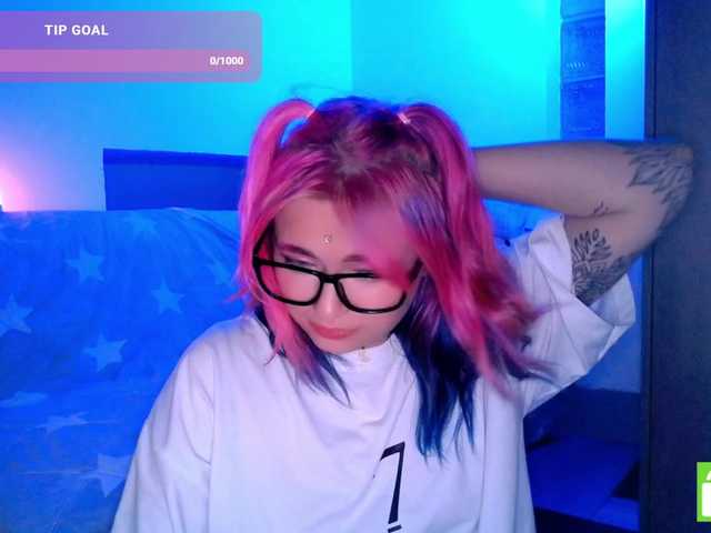 mymoonstar live cam on BongaCams