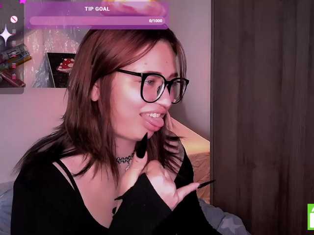 mymoonstar live cam on BongaCams